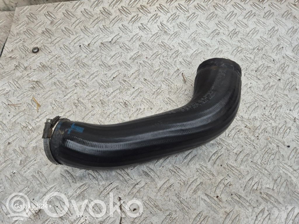 Intercooler hose/pipe   31338560