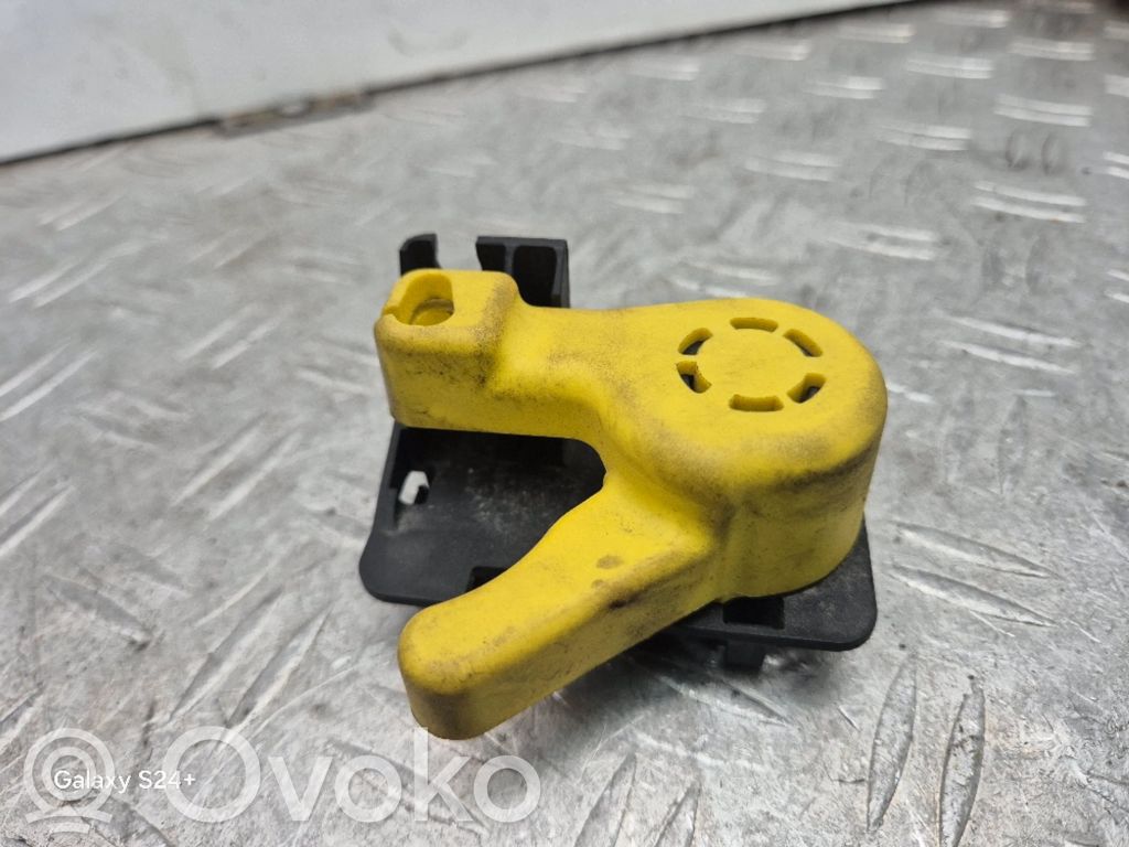 Ford Focus Engine bonnet (hood) release handle 