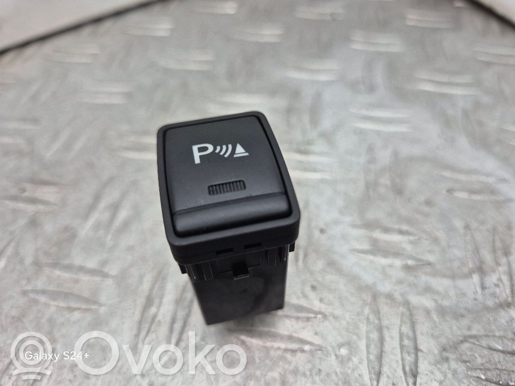 Nissan Qashqai Parking (PDC) sensor switch 
