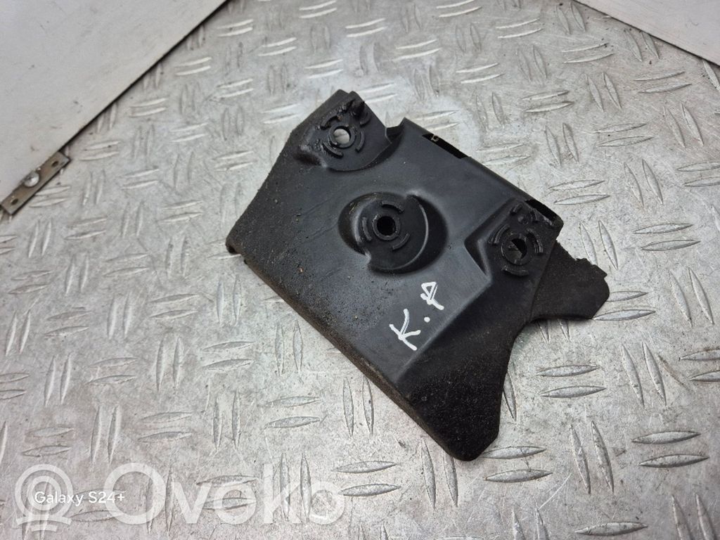 Seat Altea XL Front bumper mounting bracket 