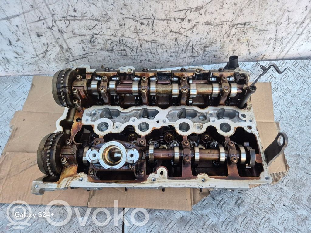 BMW 3 F30 F35 F31 Engine head 