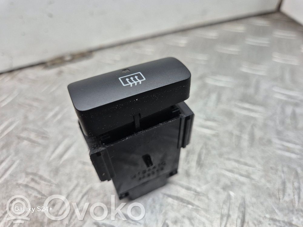 Toyota Corolla Verso AR10 Windscreen/window heater switch 