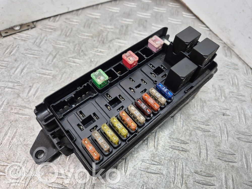 Mini One - Cooper Clubman R55 Fuse module 