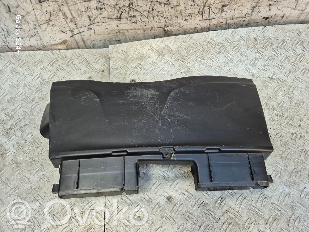 BMW X1 E84 Oro paėmimo kanalo detalė (-ės) 