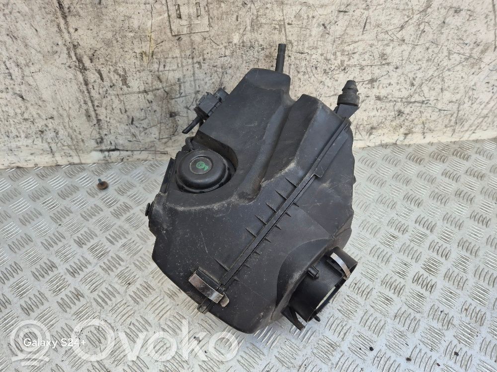 Audi A6 S6 C6 4F Air filter box 