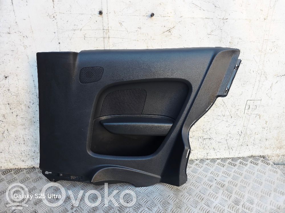 Audi A1 Boczek / Tapicerka drzwi tylnych 