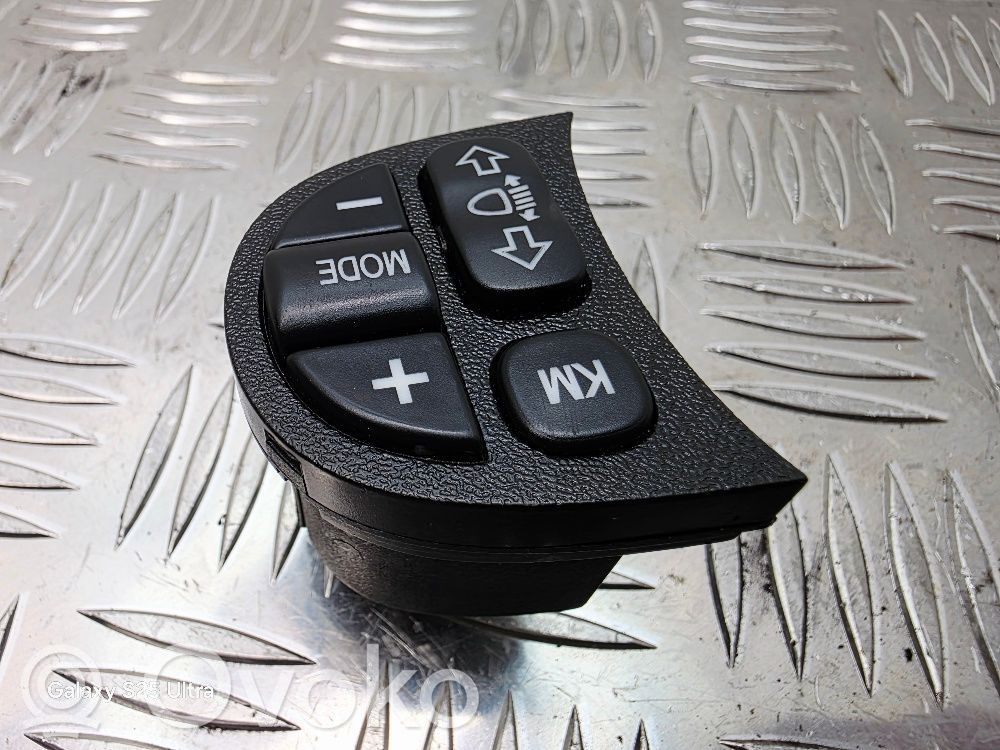 Alfa Romeo GT Ajovalojen korkeuden säätökytkin 