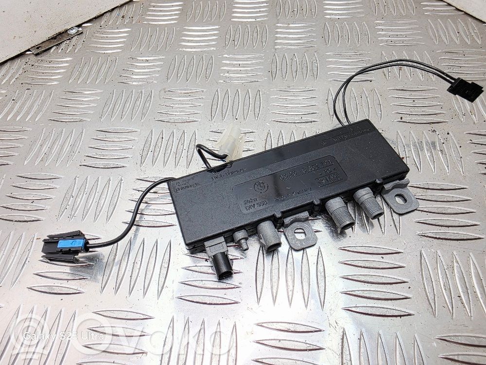 BMW 7 E38 Antenos stiprintuvas 