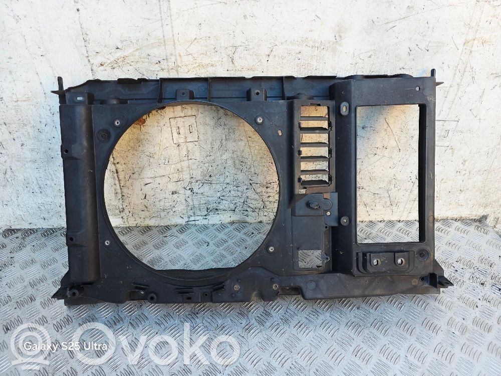 Peugeot 3008 I Radiatorių panelė 