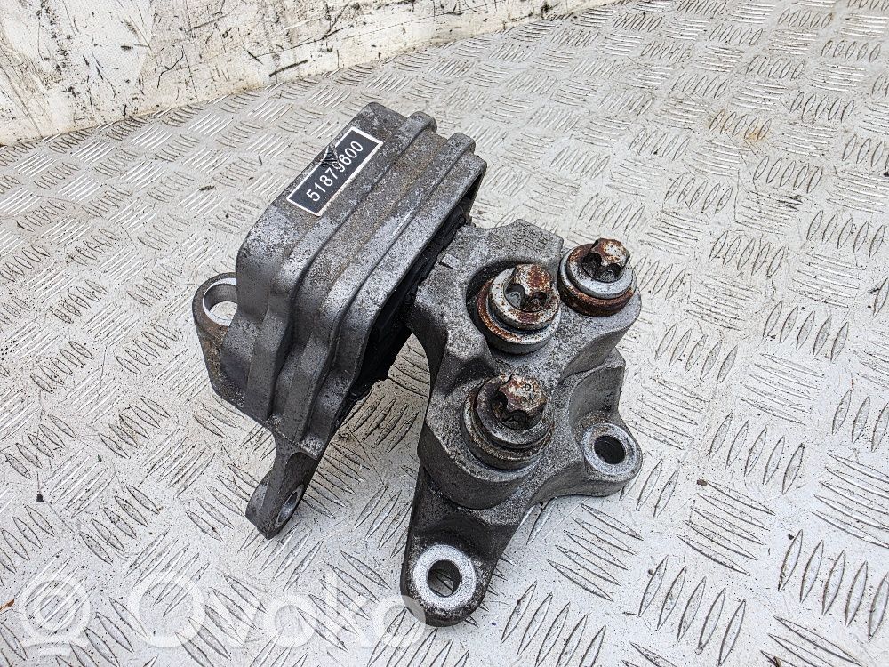 Alfa Romeo Giulietta Engine mount bracket 