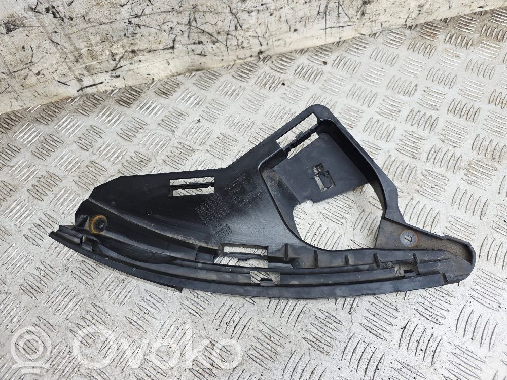 Volvo XC60 Headlight/headlamp mounting bracket 