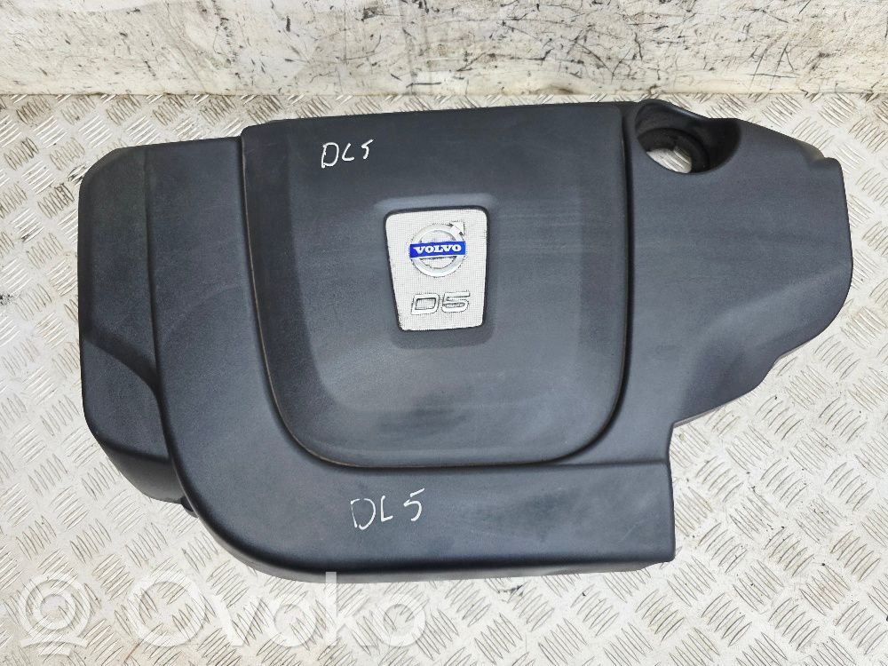 Volvo XC60 Engine cover (trim) 