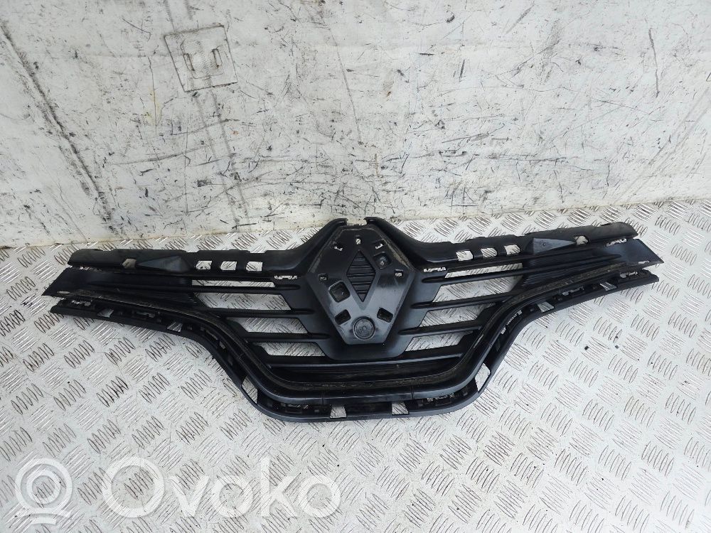 Renault Captur Grille calandre supérieure de pare-chocs avant 