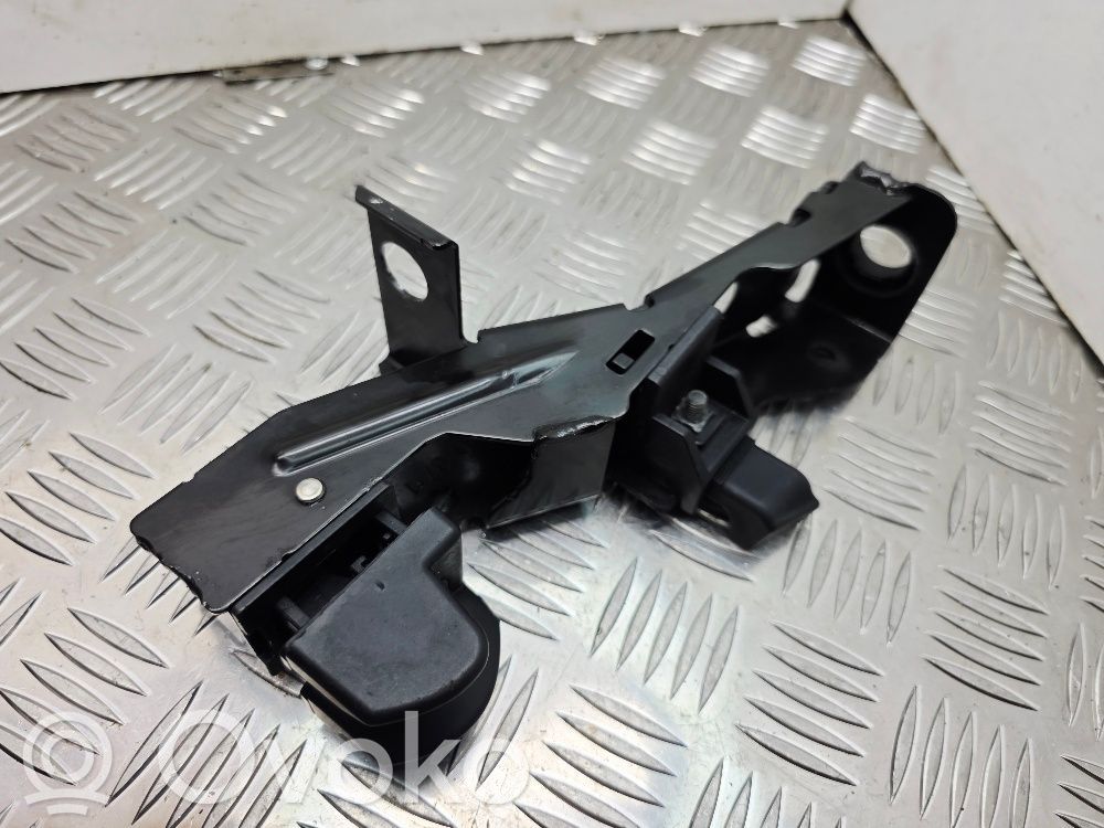 BMW 3 E92 E93 Convertible roof lock/latch 