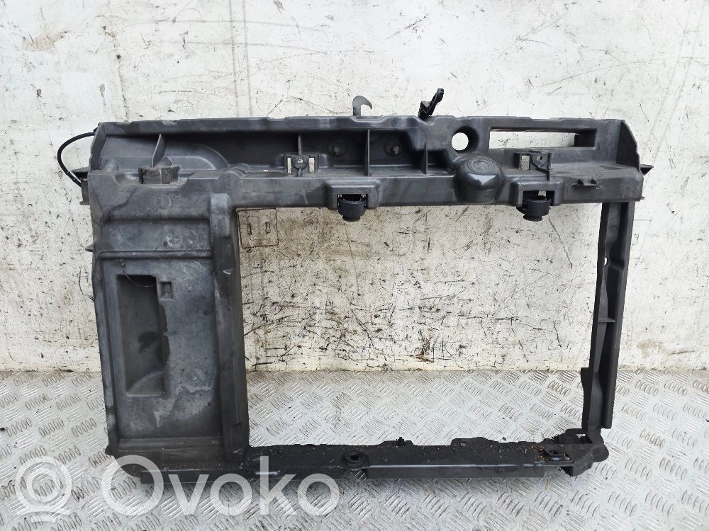 Radiatoru panelis   9687711380