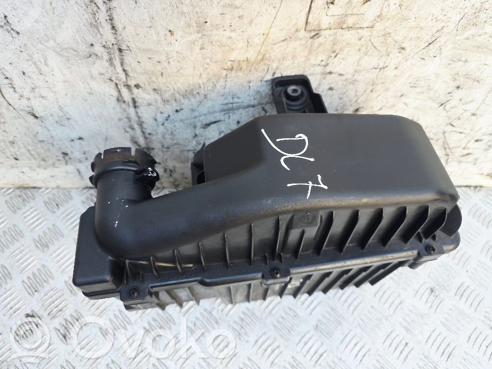 Peugeot 208 I Air filter box 