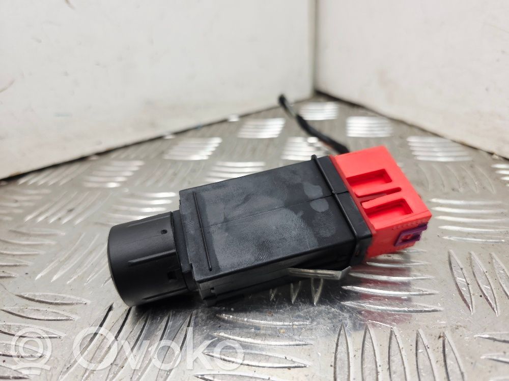 Audi TT Mk1 Traction control (ASR) switch 
