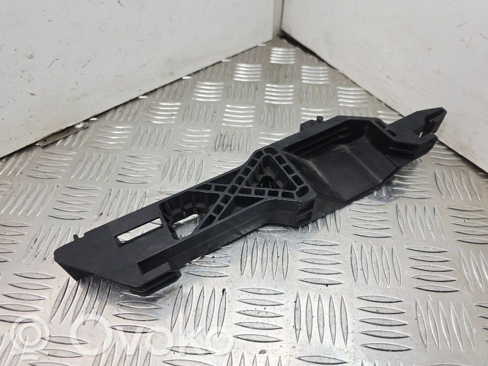Volkswagen e-Golf Support, fixation radiateur 