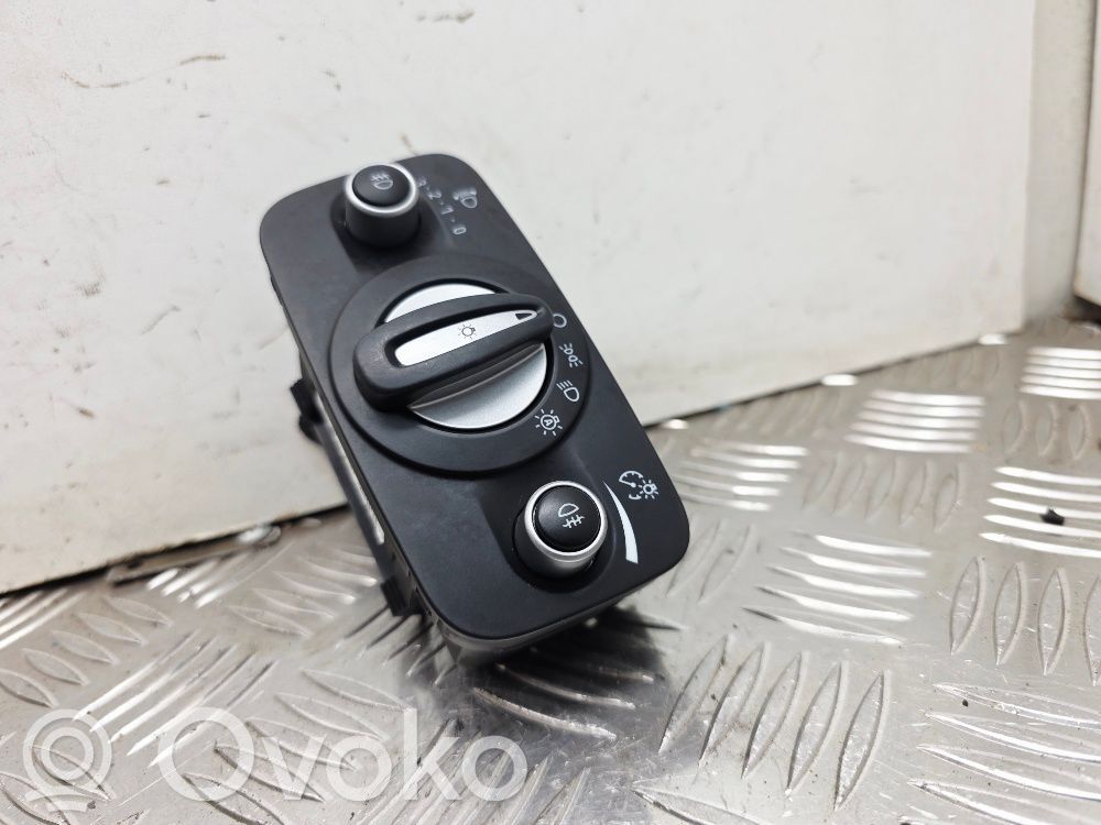 Ford Fiesta Light switch 