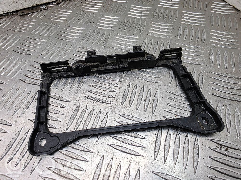BMW 5 E60 E61 Kita panelės detalė 