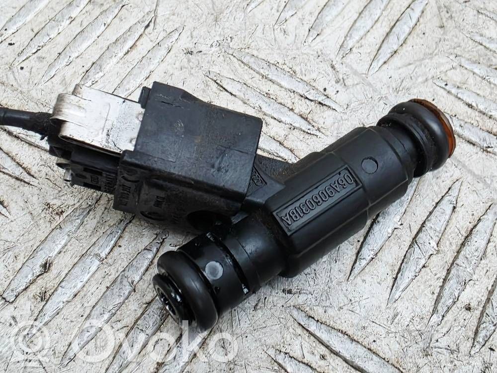 Inyector de combustible   06A906031BA,0280156061