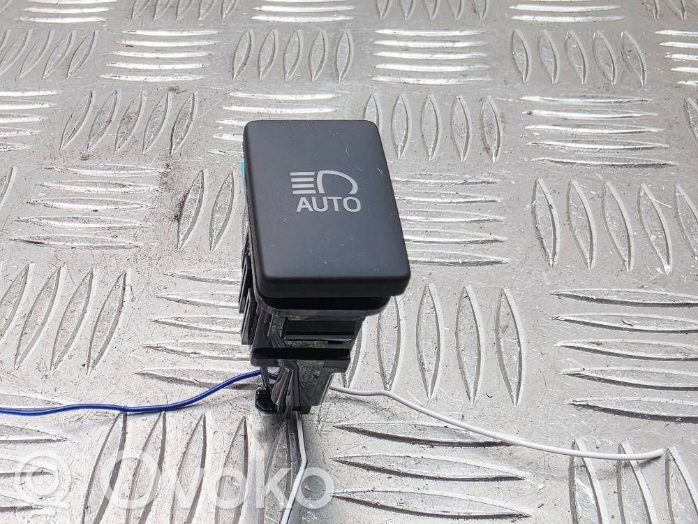Toyota Yaris Interruptor de luz 