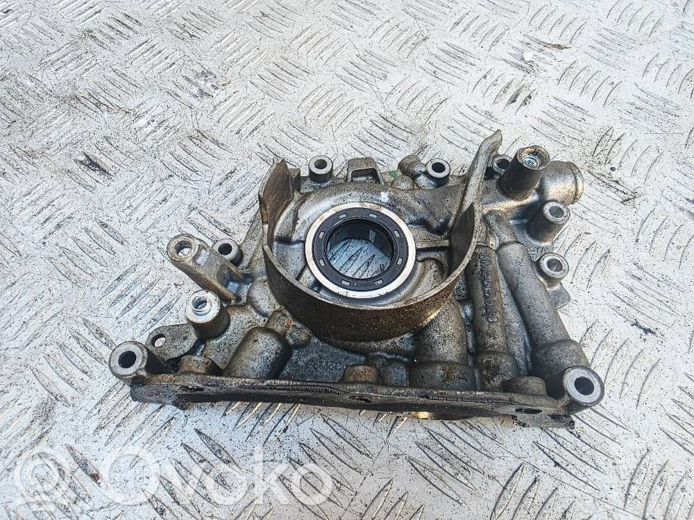 Ford Mondeo MK V Bomba de aceite 