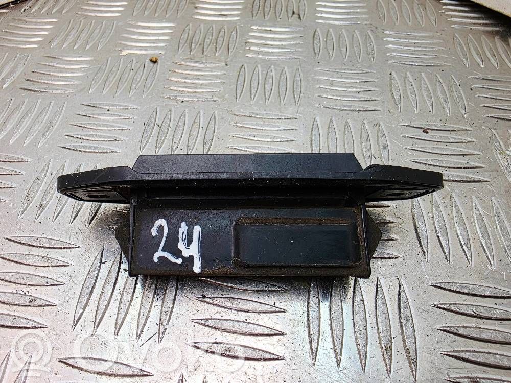 Toyota Auris E180 Tailgate opening switch 