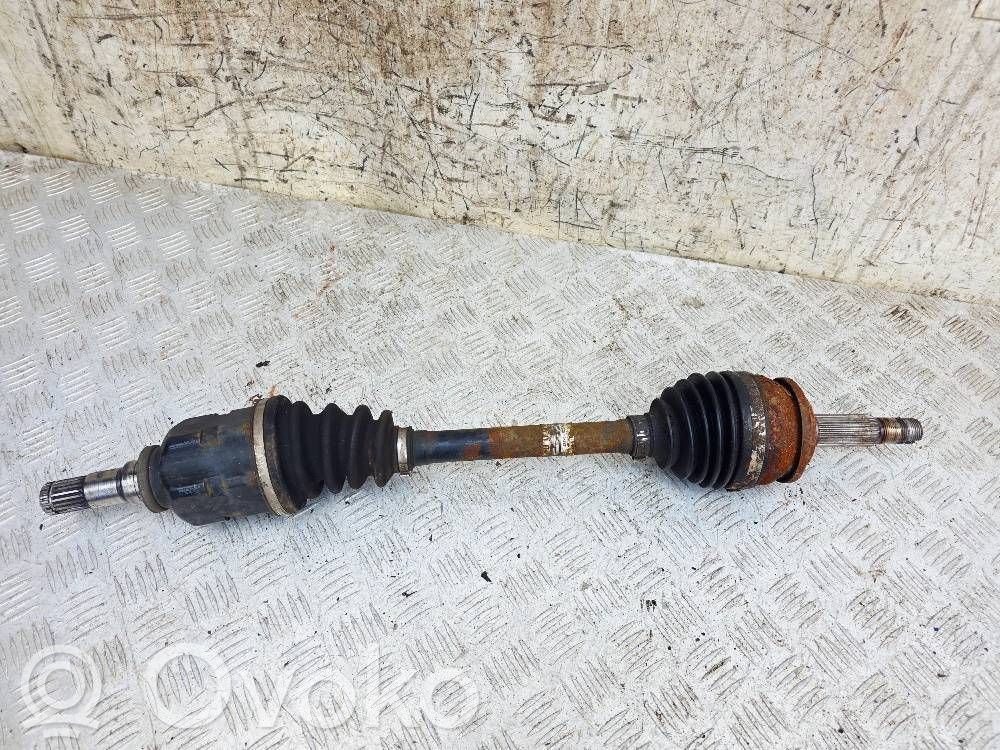 Toyota Auris E180 Priekšējā pusass 