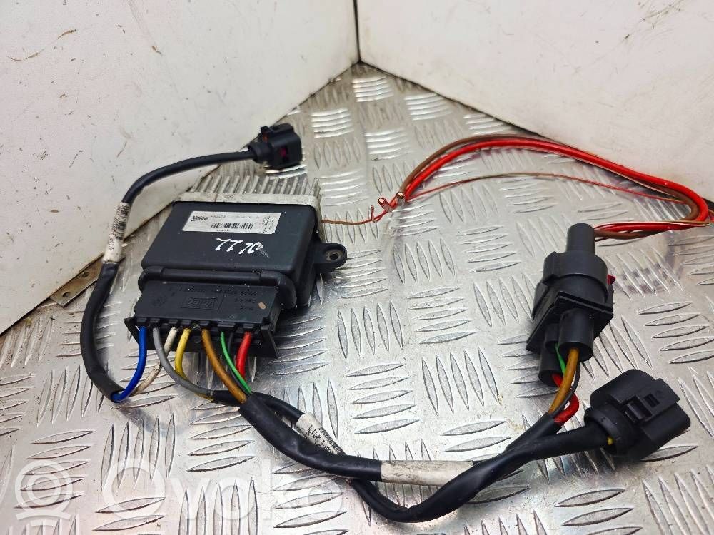 Audi A4 S4 B8 8K Coolant fan relay 