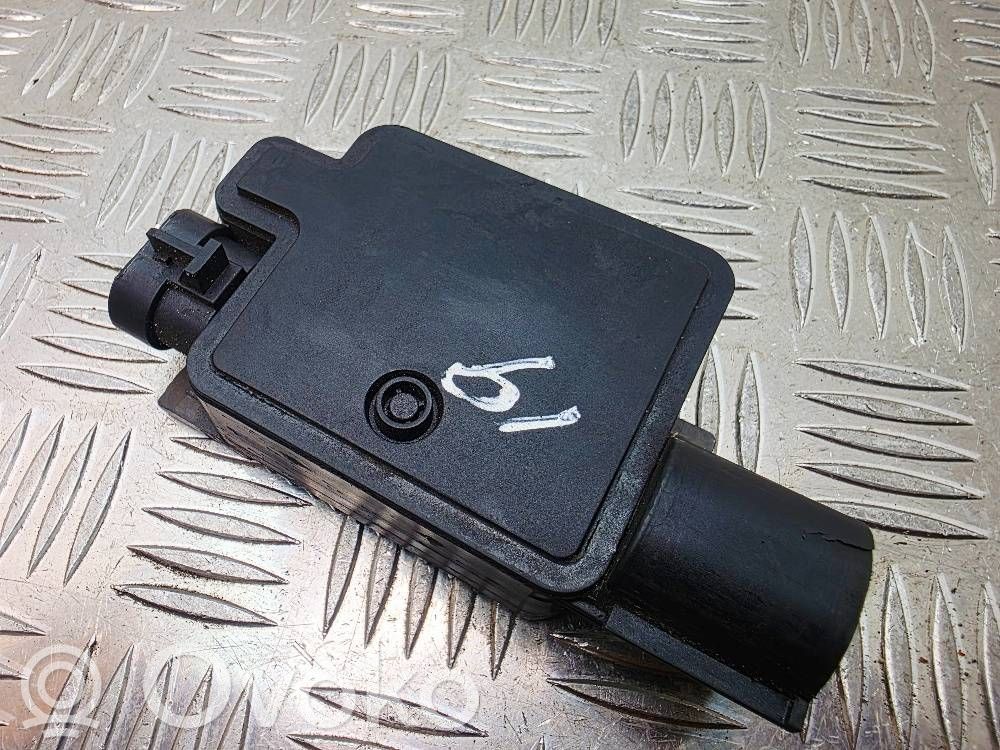 Volvo V40 Fan control module 