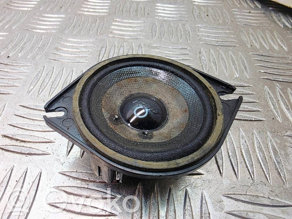 Audi A8 S8 D3 4E Front door speaker 