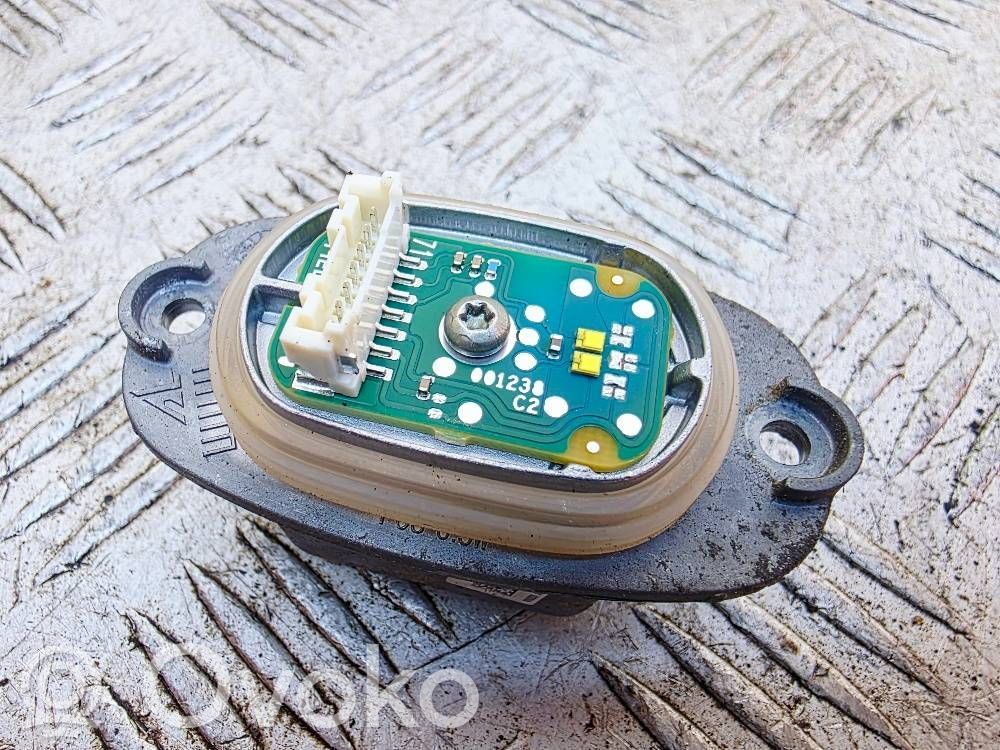 Skoda Octavia Mk4 Módulo de control de balasto LED 