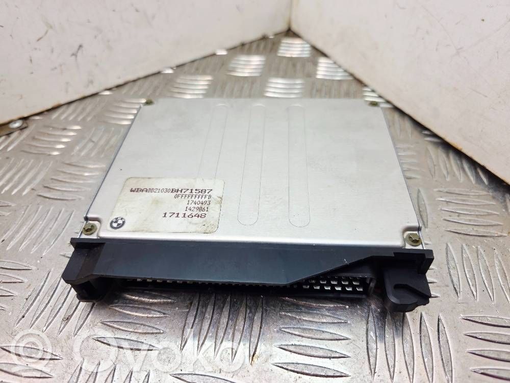 BMW 5 E39 Engine control unit/module 