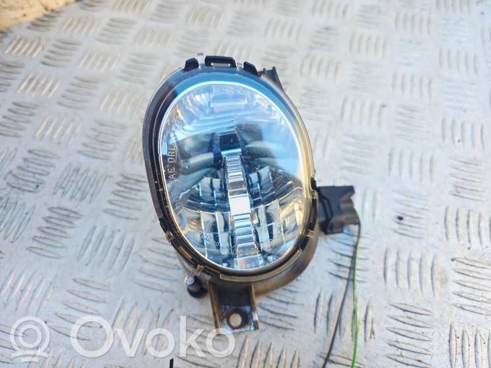 Volvo C30 Miglas lukturis priekšā 