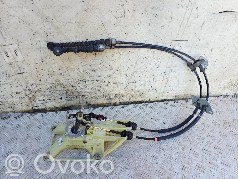 Gear shifter/selector   KE40B