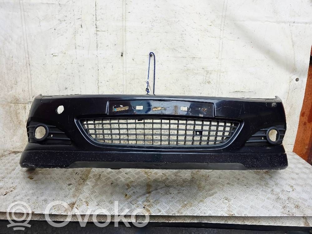Opel Astra H Front bumper 