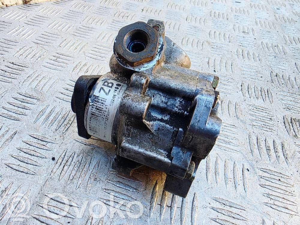 BMW X5 E53 Power steering pump 