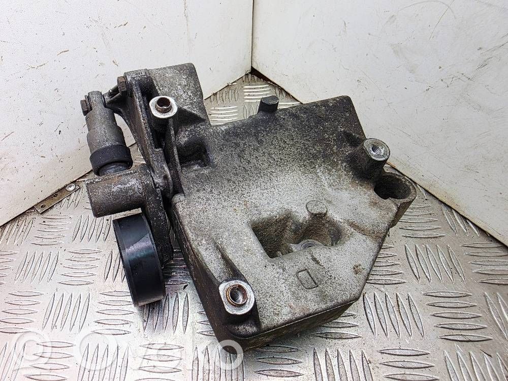 BMW 7 E38 A/C compressor mount bracket 