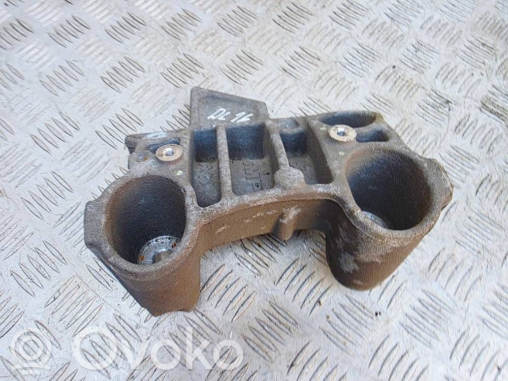 Engine mounting bracket   9826364780