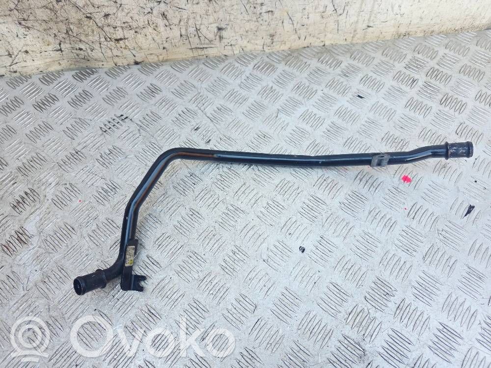 Audi A8 S8 D3 4E Engine coolant pipe/hose 