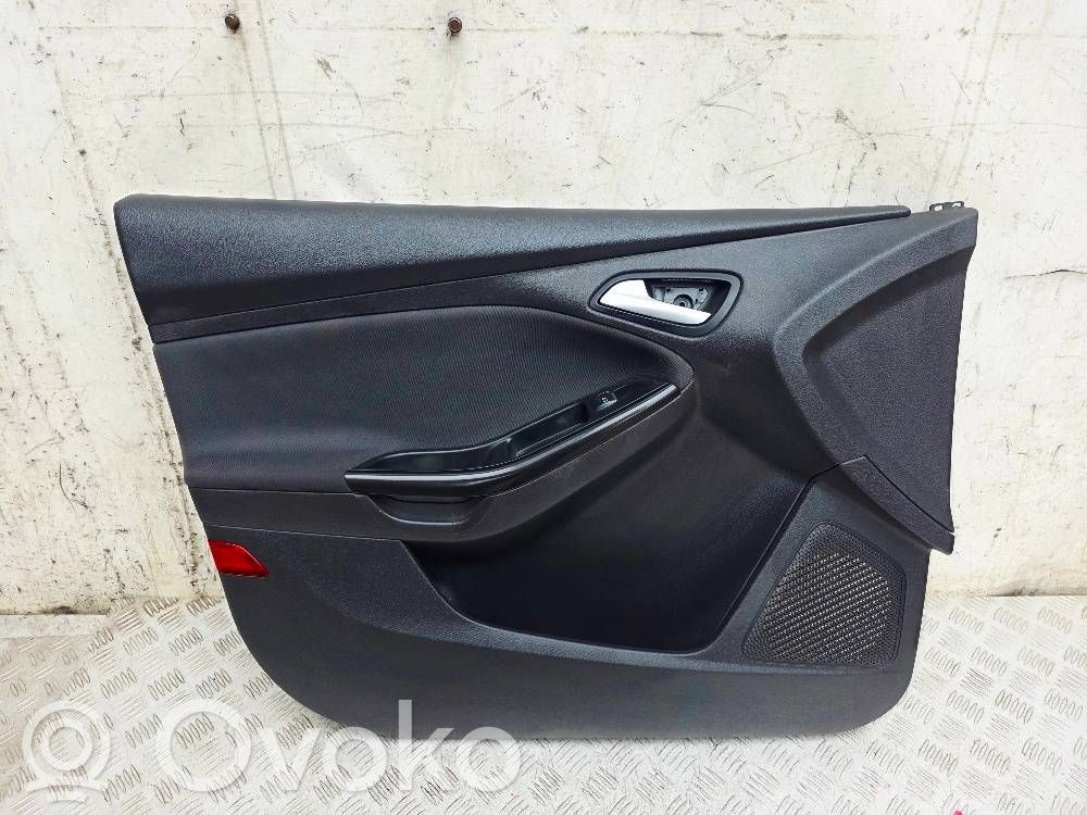 Ford Focus Etuoven verhoilu 
