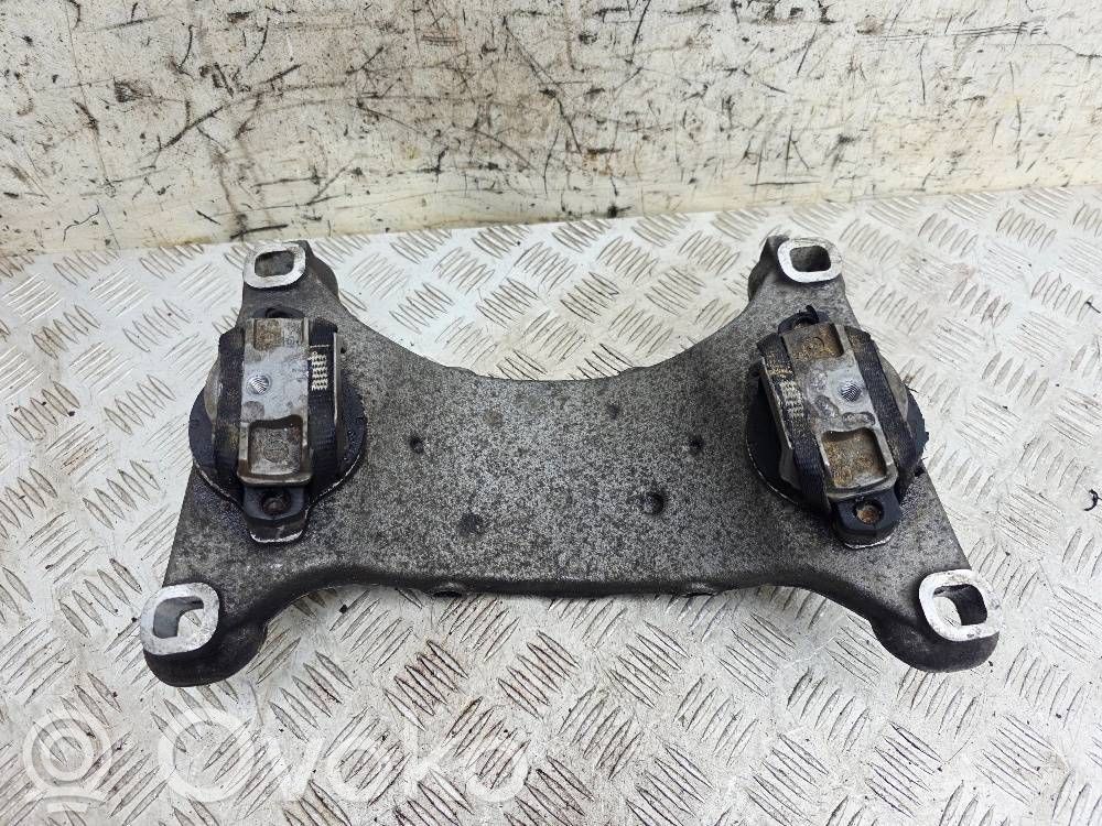 Audi A8 S8 D3 4E Gearbox mounting bracket 