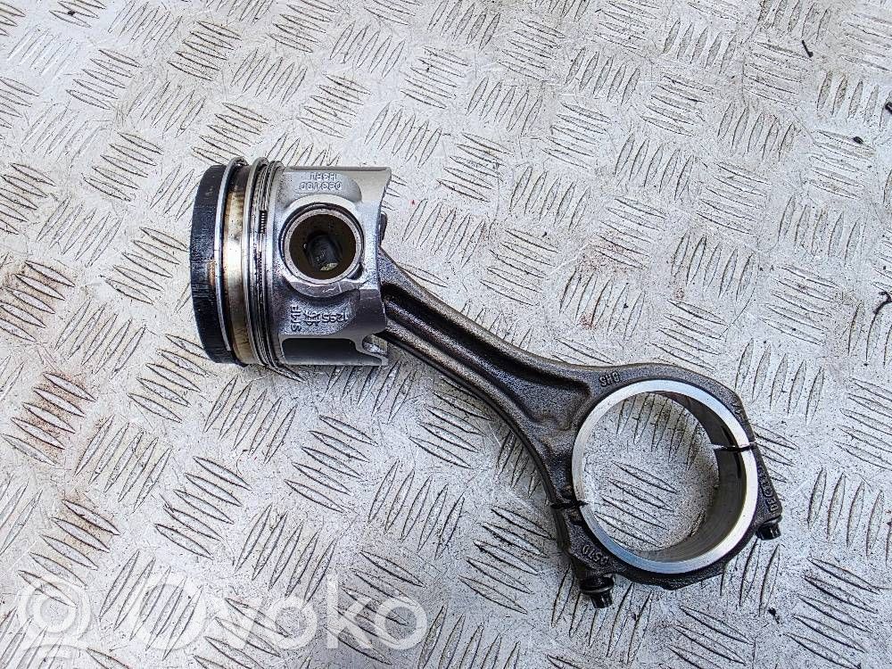 Audi A8 S8 D3 4E Piston with connecting rod 