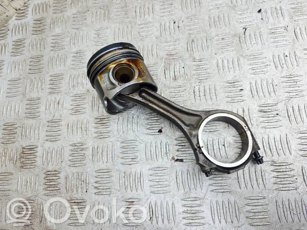 Audi A8 S8 D3 4E Piston 
