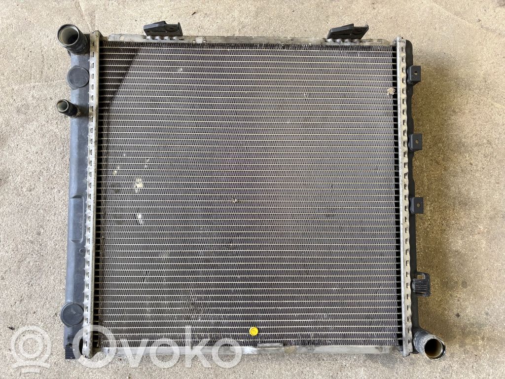 Mercedes-Benz E W124 Coolant radiator 