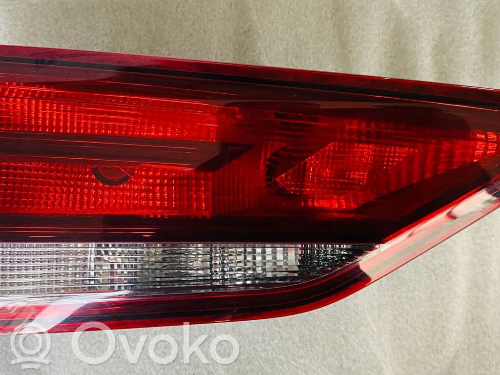 Audi A3 S3 8V Lampă spate în capacul portbagajului 