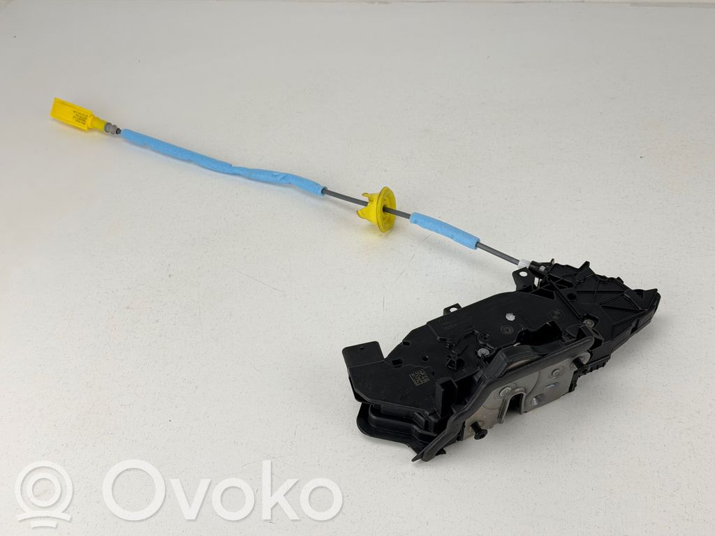 BMW i4 Zamek drzwi przednich 