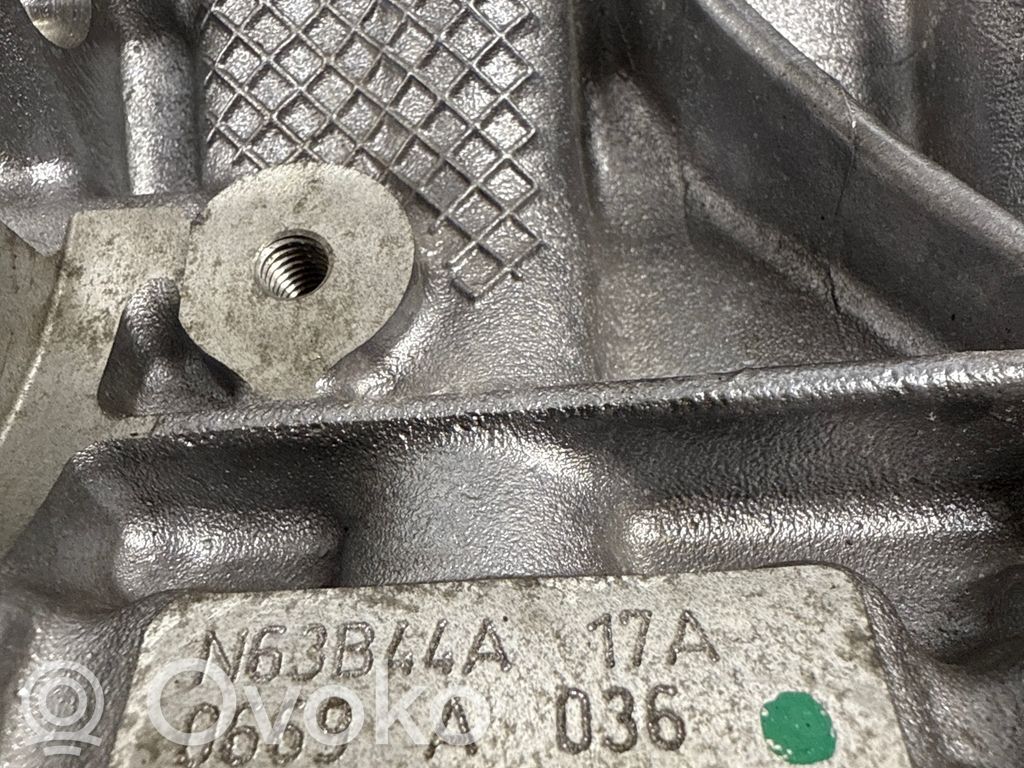 BMW 7 F01 F02 F03 F04 Engine block 