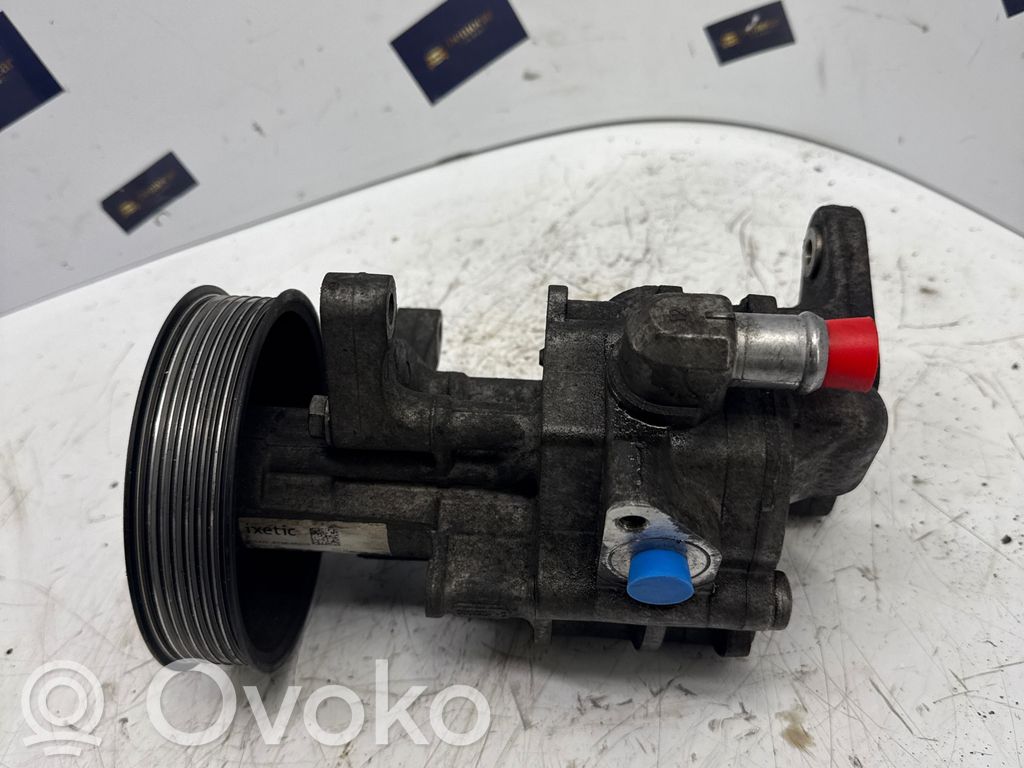 BMW X5 E70 Power steering pump 